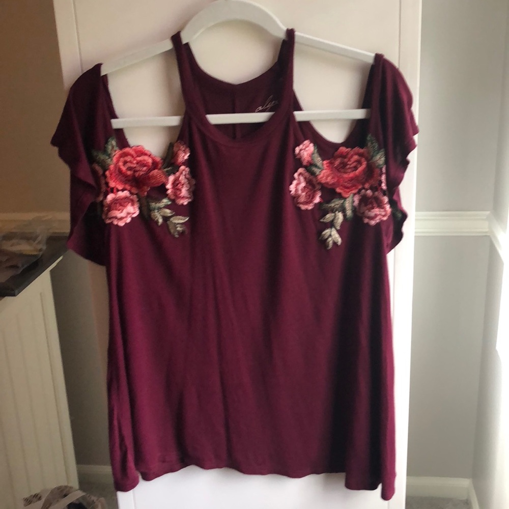 cold-shoulder, embroidered maroon shirt